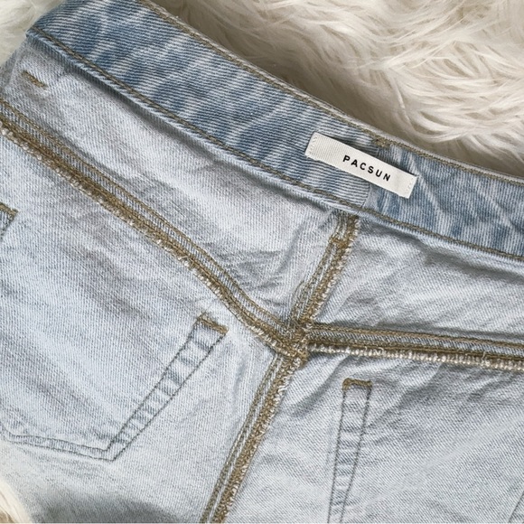 ‼️SALE‼️ PACSUN Women's High Rise Festival Light Denim Ripped Shorts, Size 22 - Picture 8 of 11